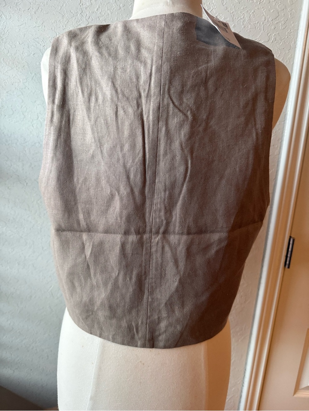 American Eagle Outfitters Brown Button-Front Women's Vest - Picture 7 of 11